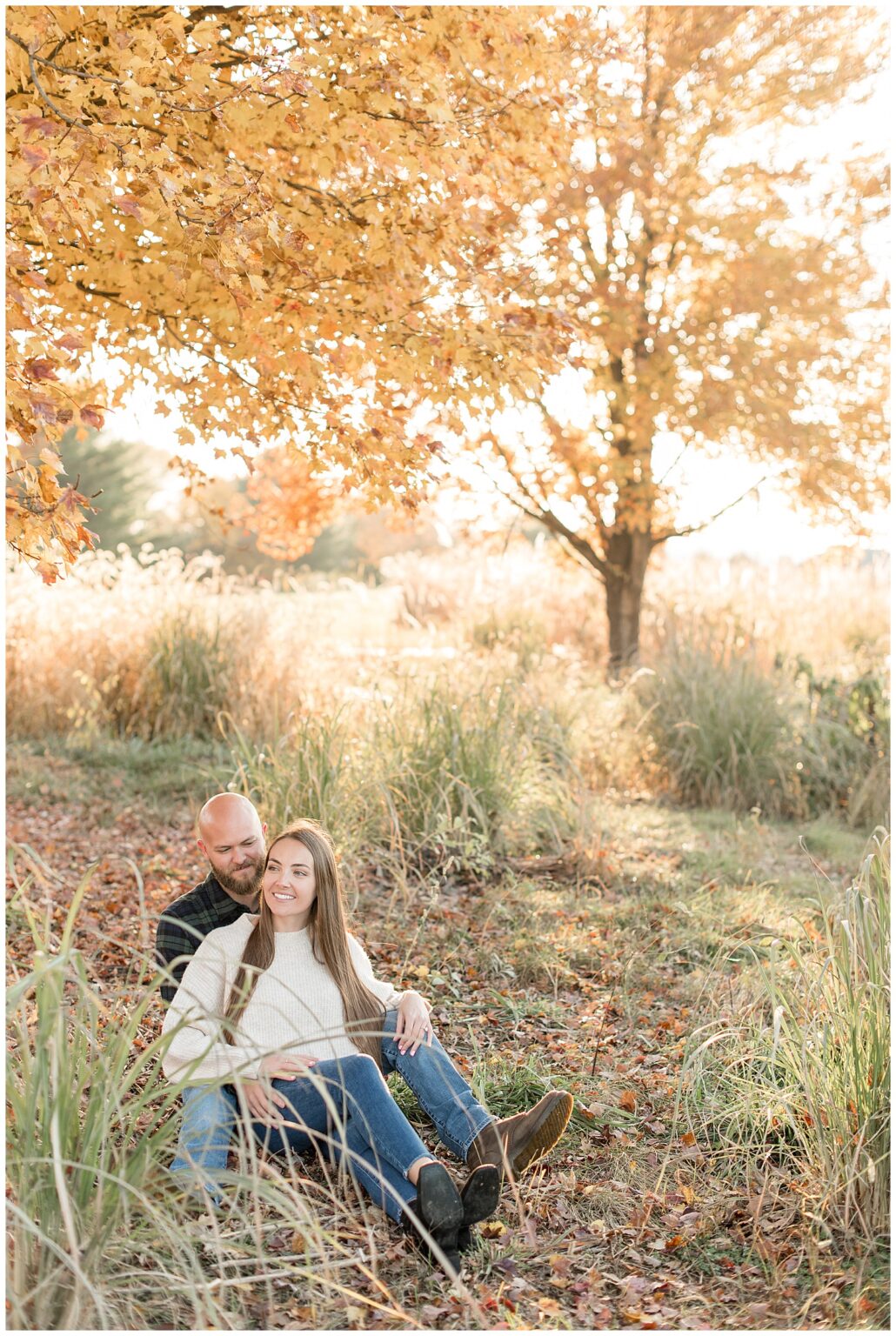 Fall Color Engagement Fall Foliage Engagement Session - heathermariephoto.com